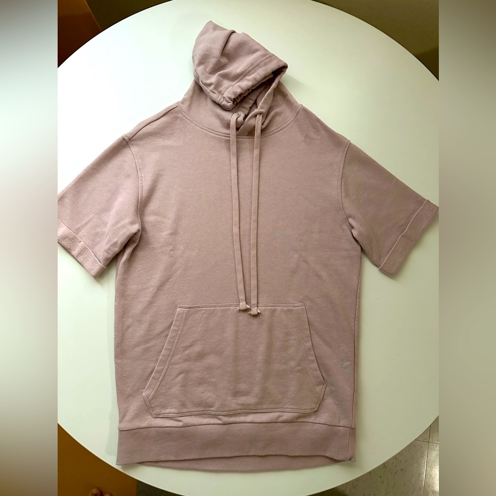 Salmon light pink short sleeve sweatshirt